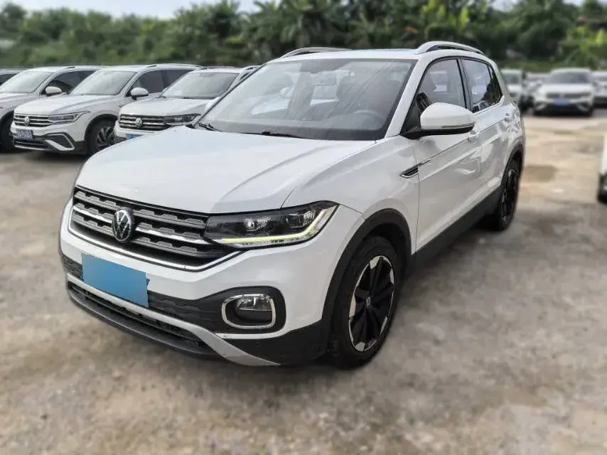 2021 Volkswagen Tacqua 1.2T 116HP L4 7DCT