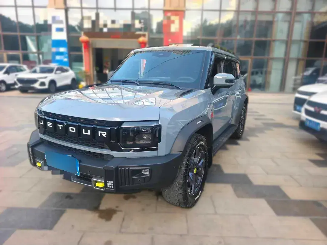 2023 Jetour Traveller 2.0T 254HP L4 7DCT