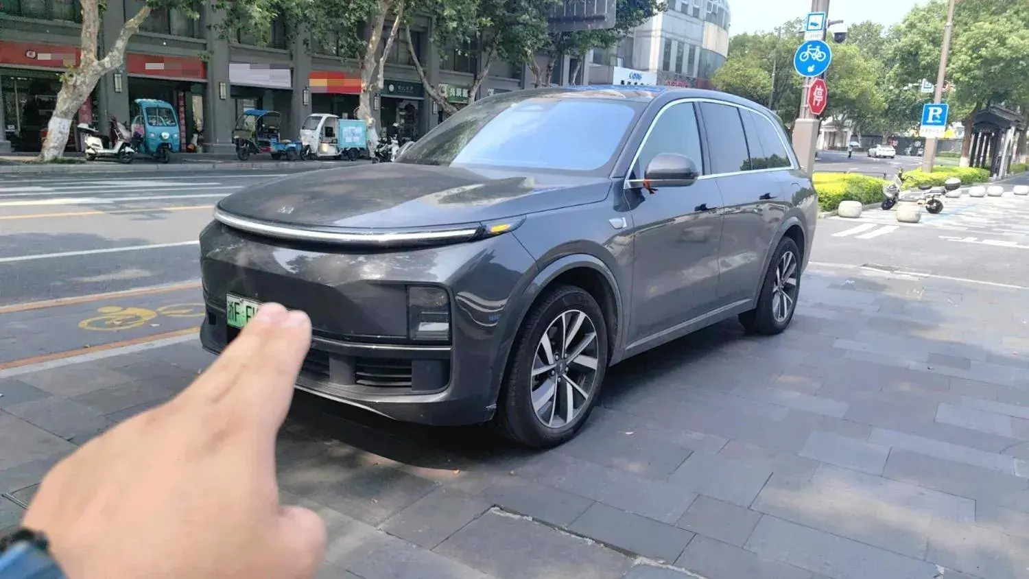 2023 Li L8 Range Extended 154HP REEV 40.9KWH