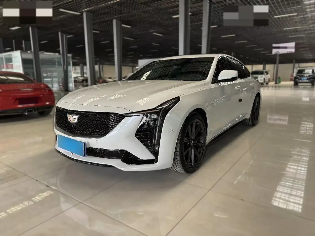2023 Cadillac CT5 2.0T 237HP L4 10AT