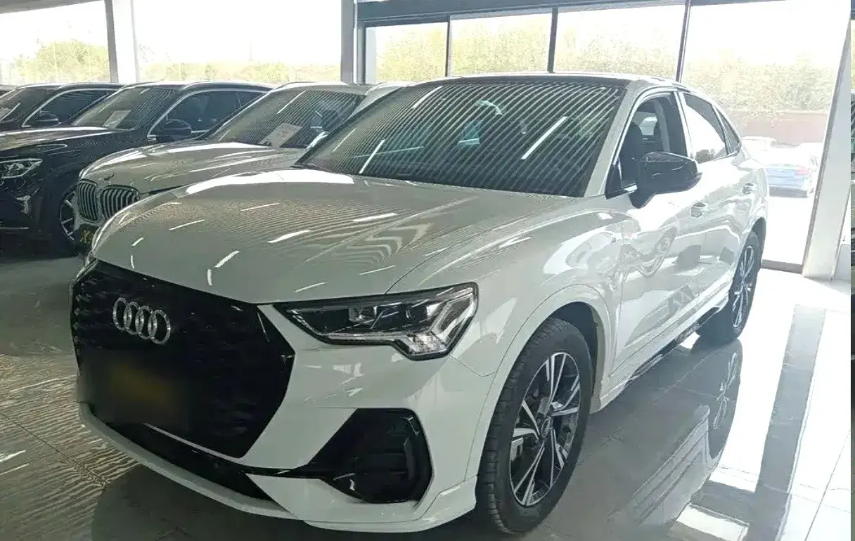 2022 Audi Q3 Sportback 2.0T 186HP L4 7DCT