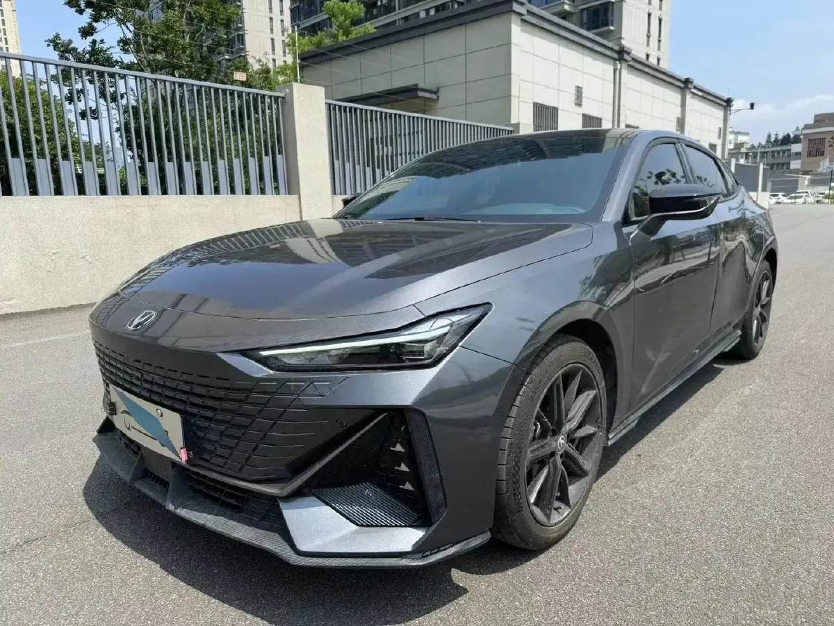 2024 ChangAn UNI-V 1.5T 188HP L4 7DCT