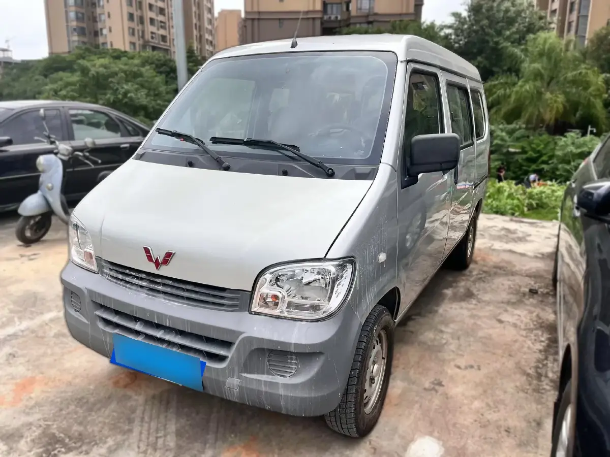 2020 WuLing ZhiGuang 1.2L 76HP L4 5MT