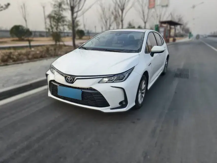2021 Toyota Corolla 1.8L 98HP L4 E-CVT Hybrid