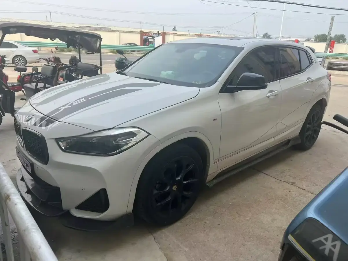 2022 BMW X2 2.0T 192HP L4 7DCT