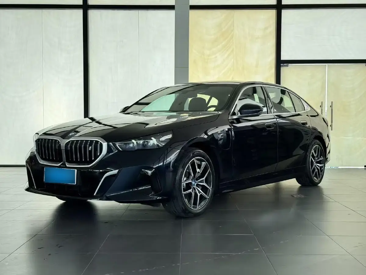 2024 BMW i5 BEV 79.05KWH