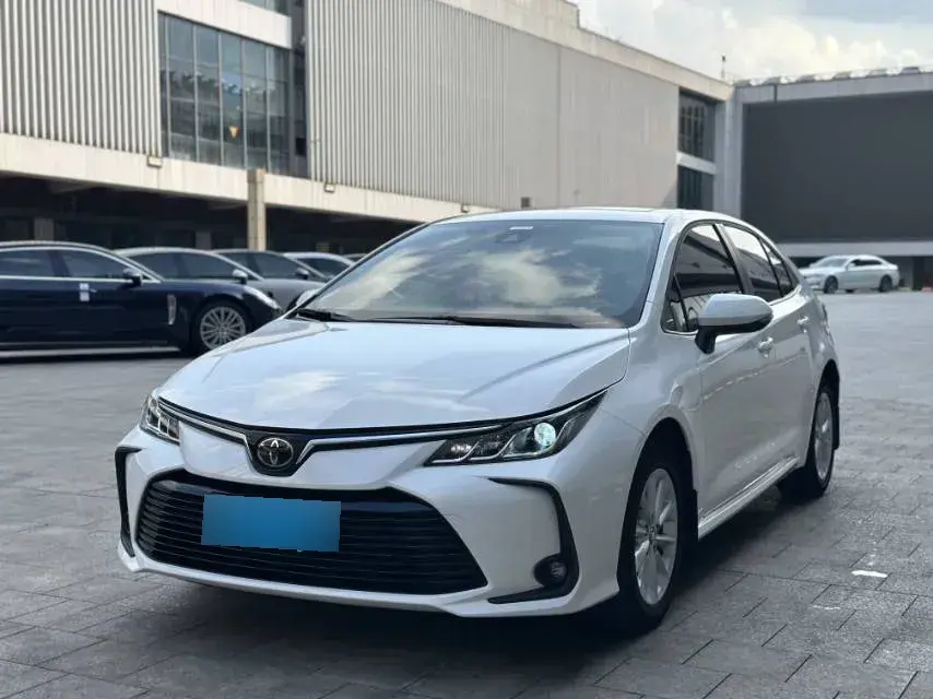 2021 Toyota Corolla 1.2T 116HP L4 CVT