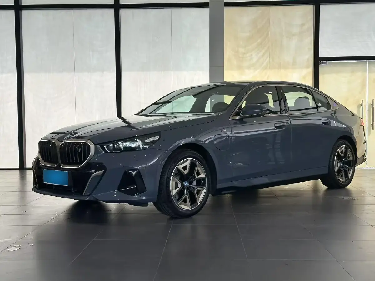 2024 BMW i5 BEV 79.05KWH