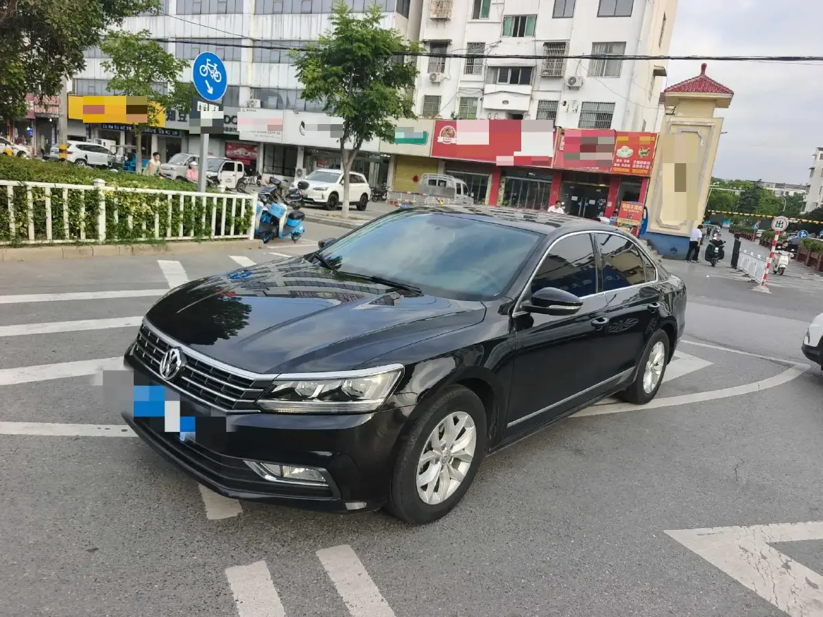 2017 Volkswagen Passat 1.8T 180HP L4 7DCT