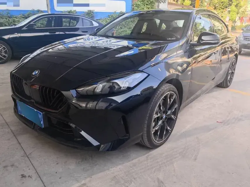 2025 BMW 2 Series 2.0T 204HP L4 7DCT