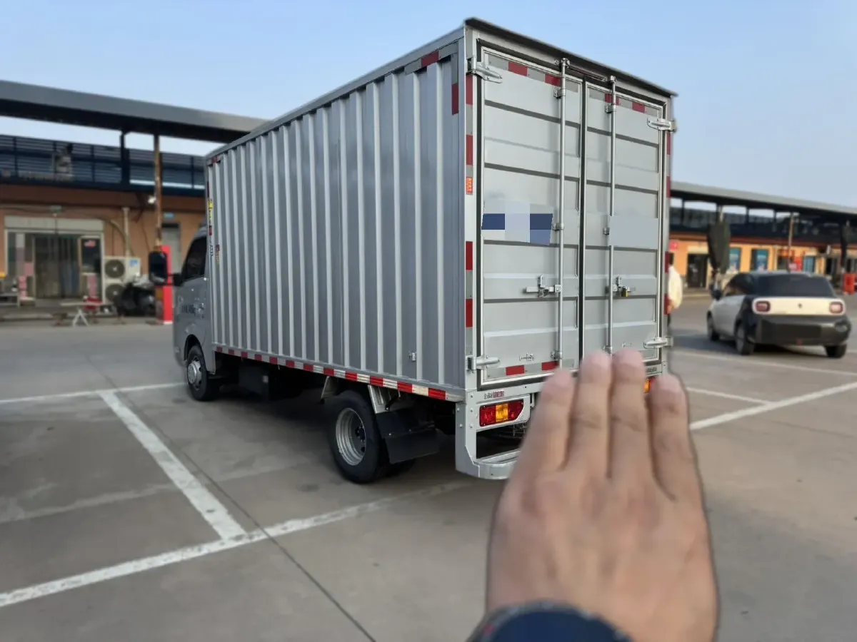 2023 WuLing Loong Truck 2.0L 136HP L4 5MT,autocango,china used car exporter,china ev exporter,chinese used car exporter,chinese used ev exporter