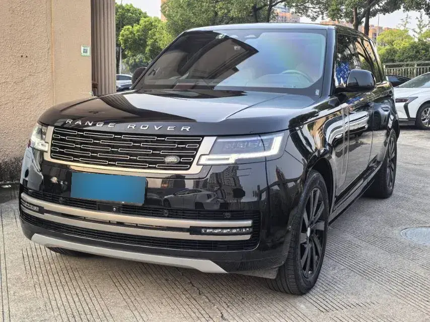 2024 Land Rover Range Rover 3.0T 400HP L6 8AT