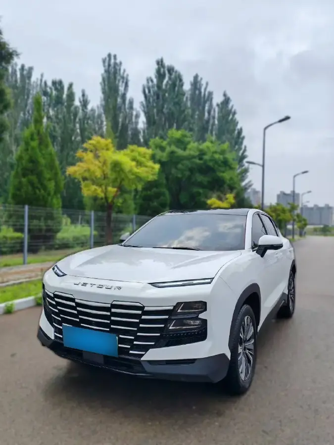 2023 Jetour DASHING i-DM 1.5T 156HP L4 3DHT PHEV 19.27KWH