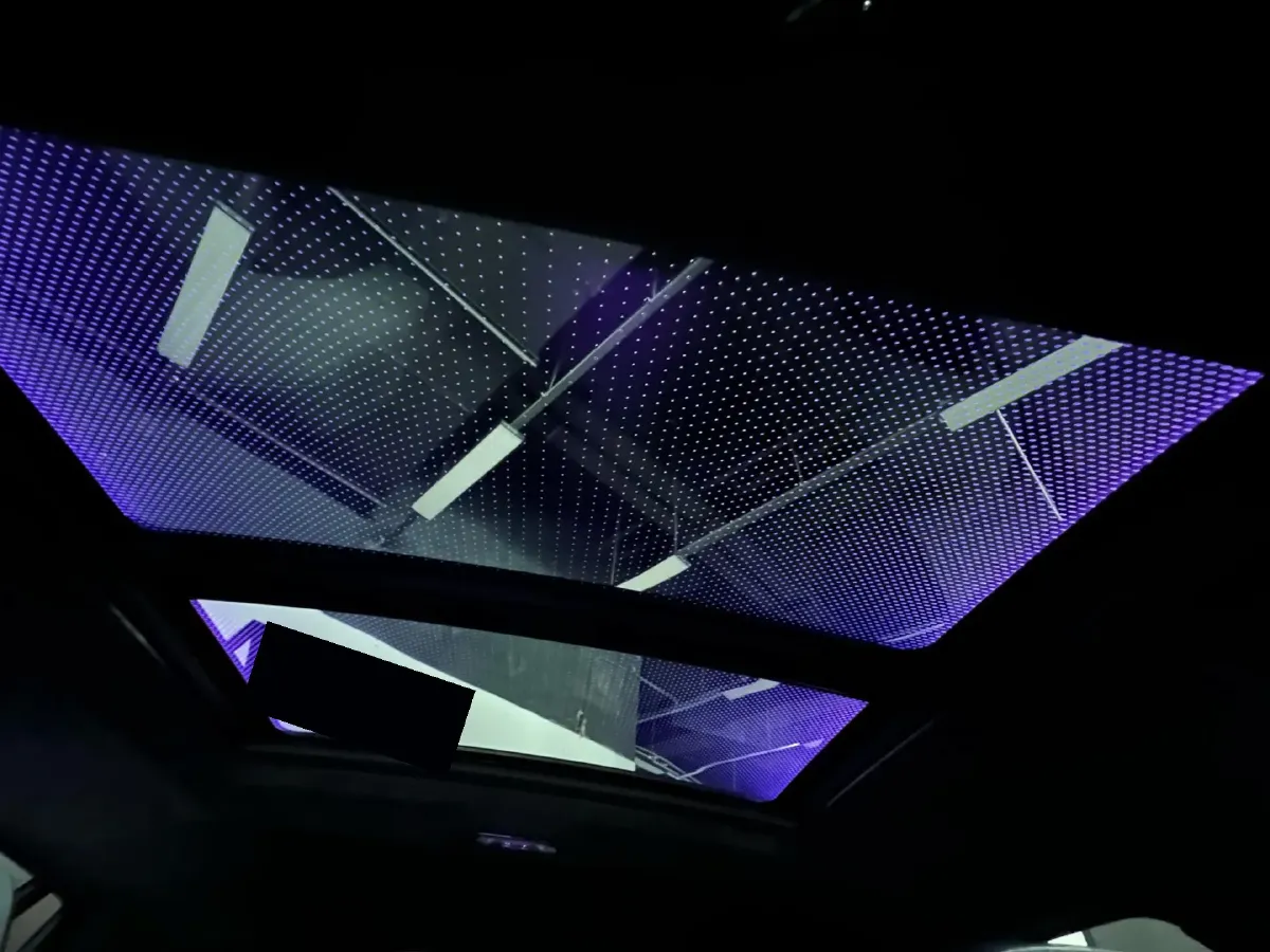 2022 BMW X6 M 4.4T 600HP V8 8AT,autocango,china used car exporter,china ev exporter,chinese used car exporter,chinese used ev exporter