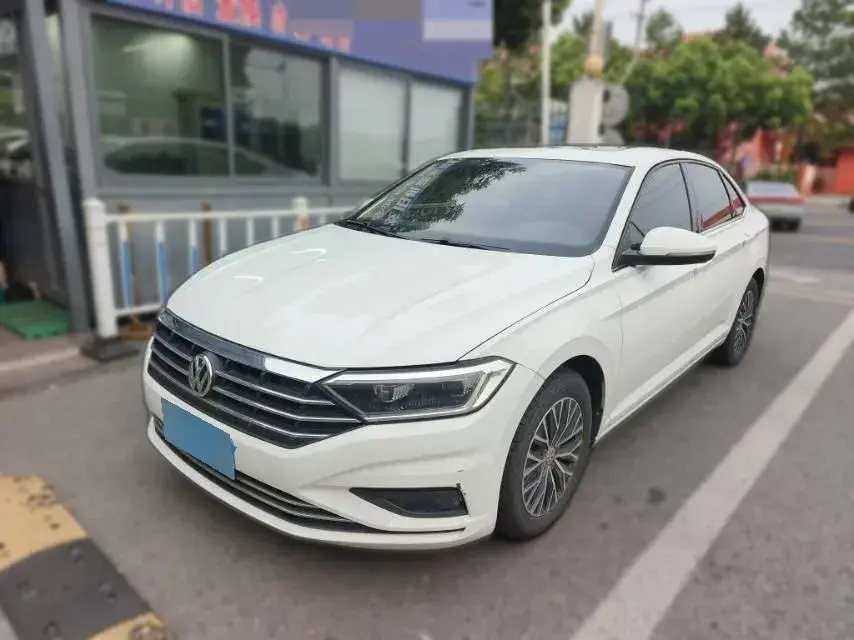 2019 Volkswagen Sagitar 1.4T 150HP L4 7DCT