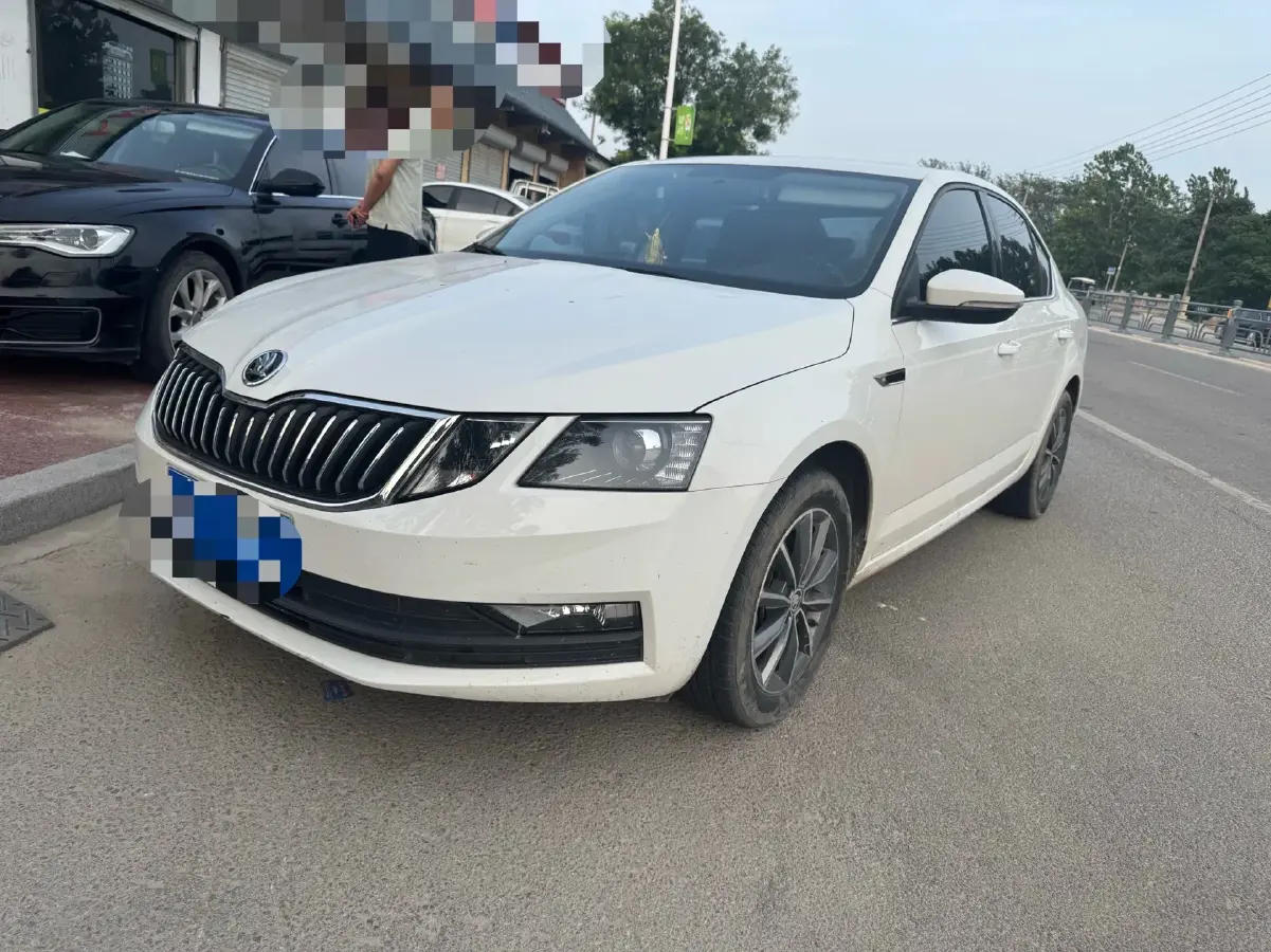 2020 Skoda Octavia 1.5L 113HP L4 6AT