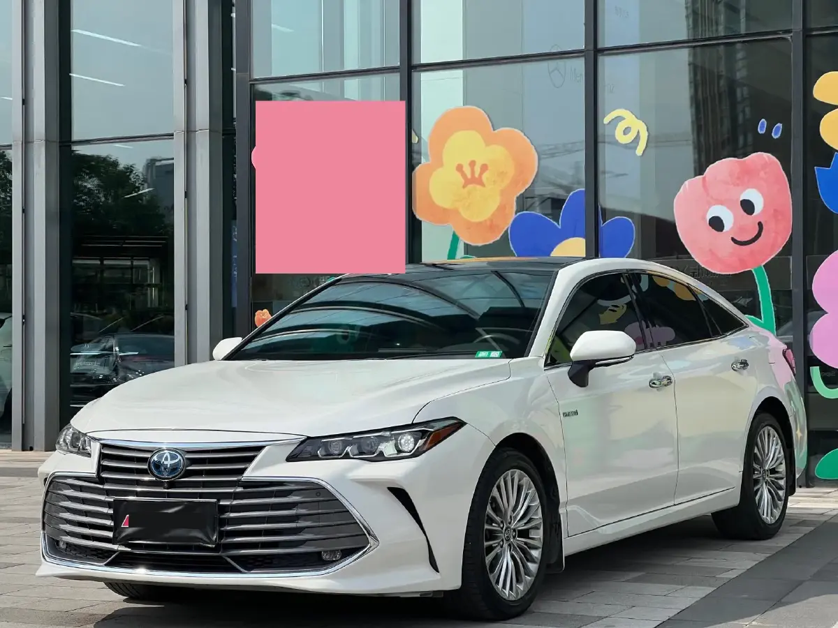 2019 Toyota Avalon 2.5L 178HP L4 E-CVT Hybrid
