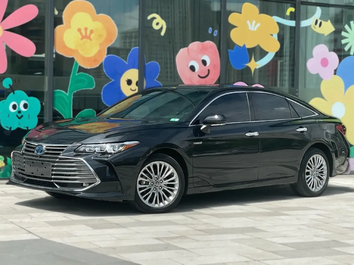 2019 Toyota Avalon 2.5L 178HP L4 E-CVT Hybrid