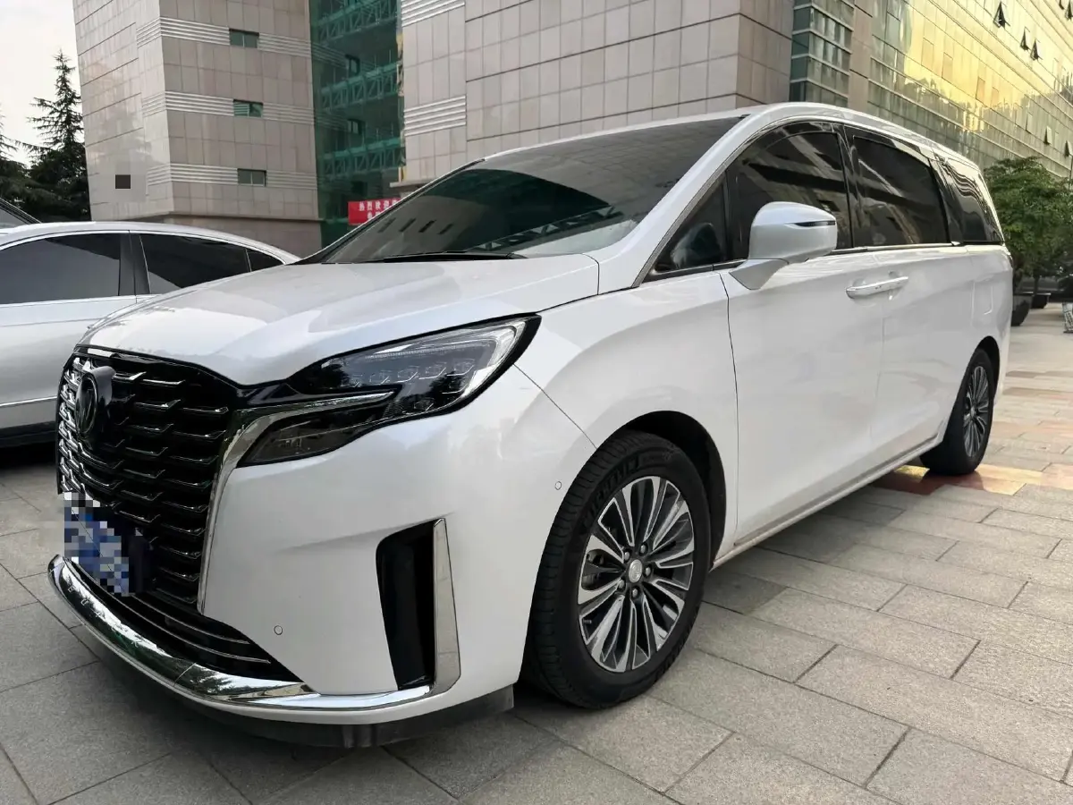 2023 Buick GL8 2.0T 237HP L4 9AT