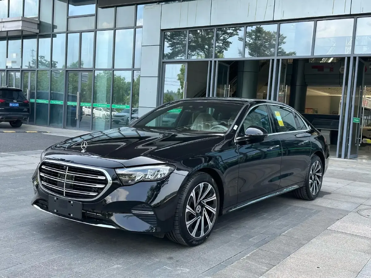 2025 Mercedes-Benz E Class 2.0T 258HP L4 9AT