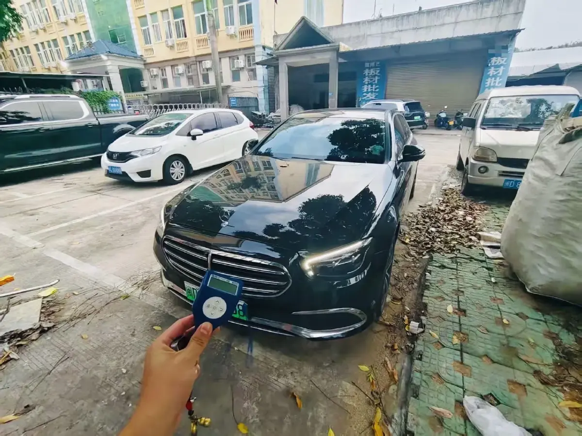 2022 Mercedes-Benz E Class 2.0T 211HP L4 9AT PHEV 25.4KWH