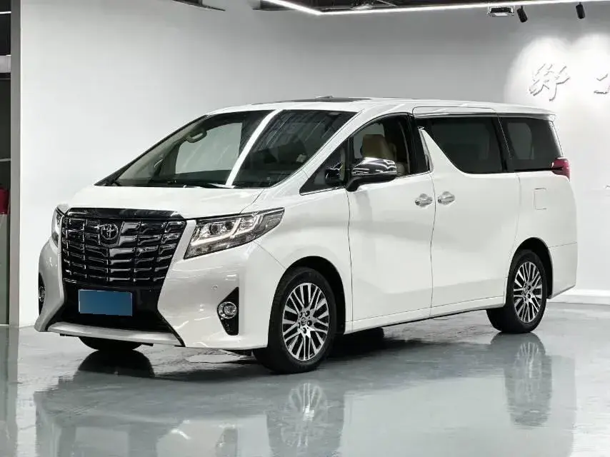 2018 Toyota Alphard 3.5L 301HP V6 8AT