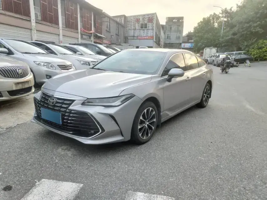 2022 Toyota Avalon 2.5L 209HP L4 8AT