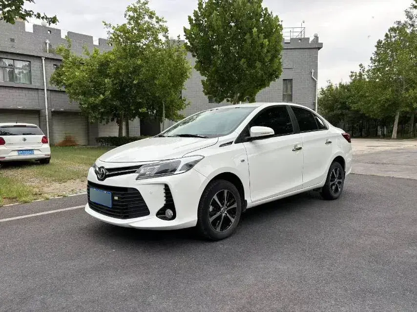 2022 Toyota Vios 1.5L 112HP L4 CVT
