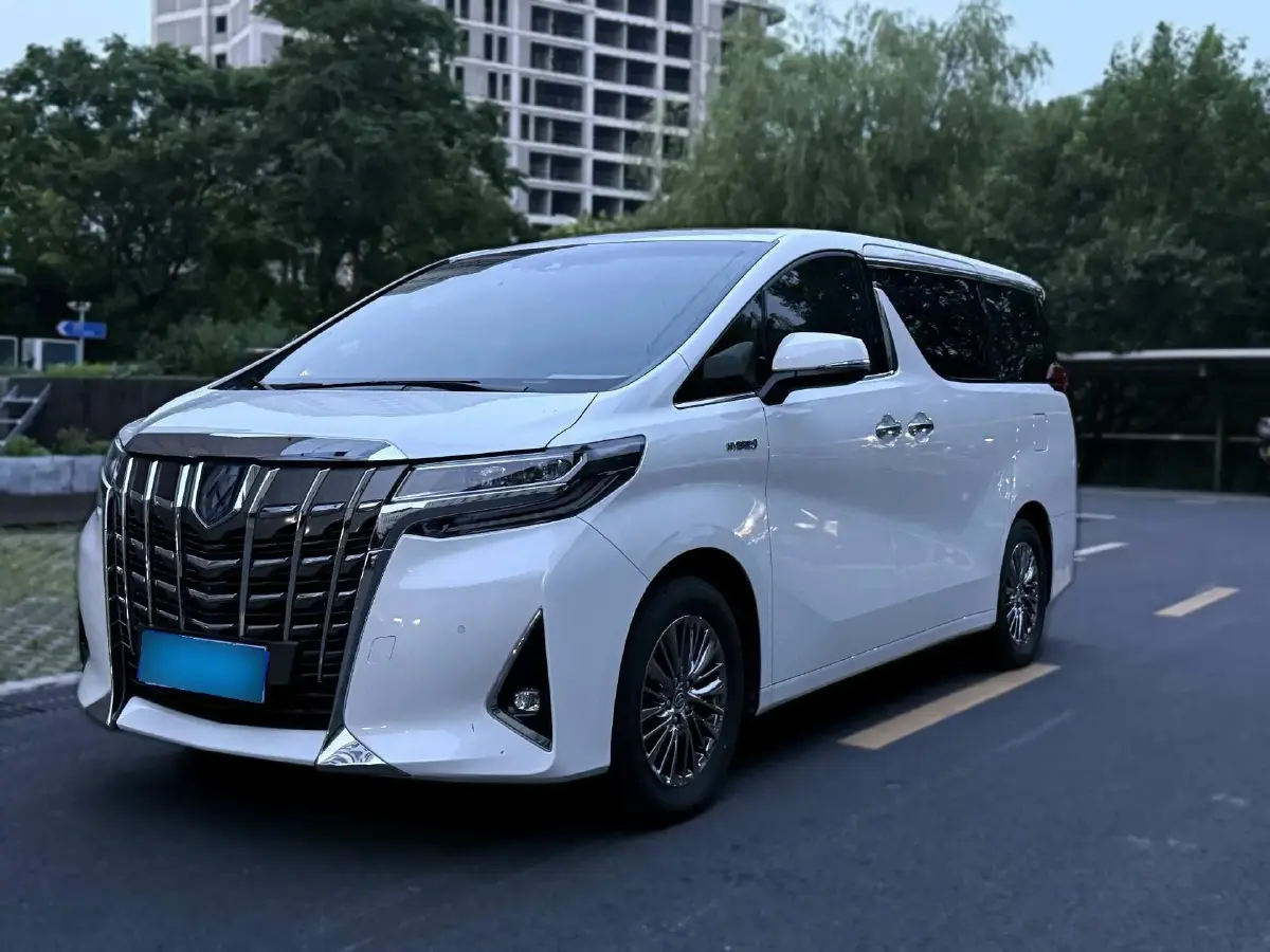 2021 Toyota Alphard 2.5L 117HP L4 E-CVT Hybrid