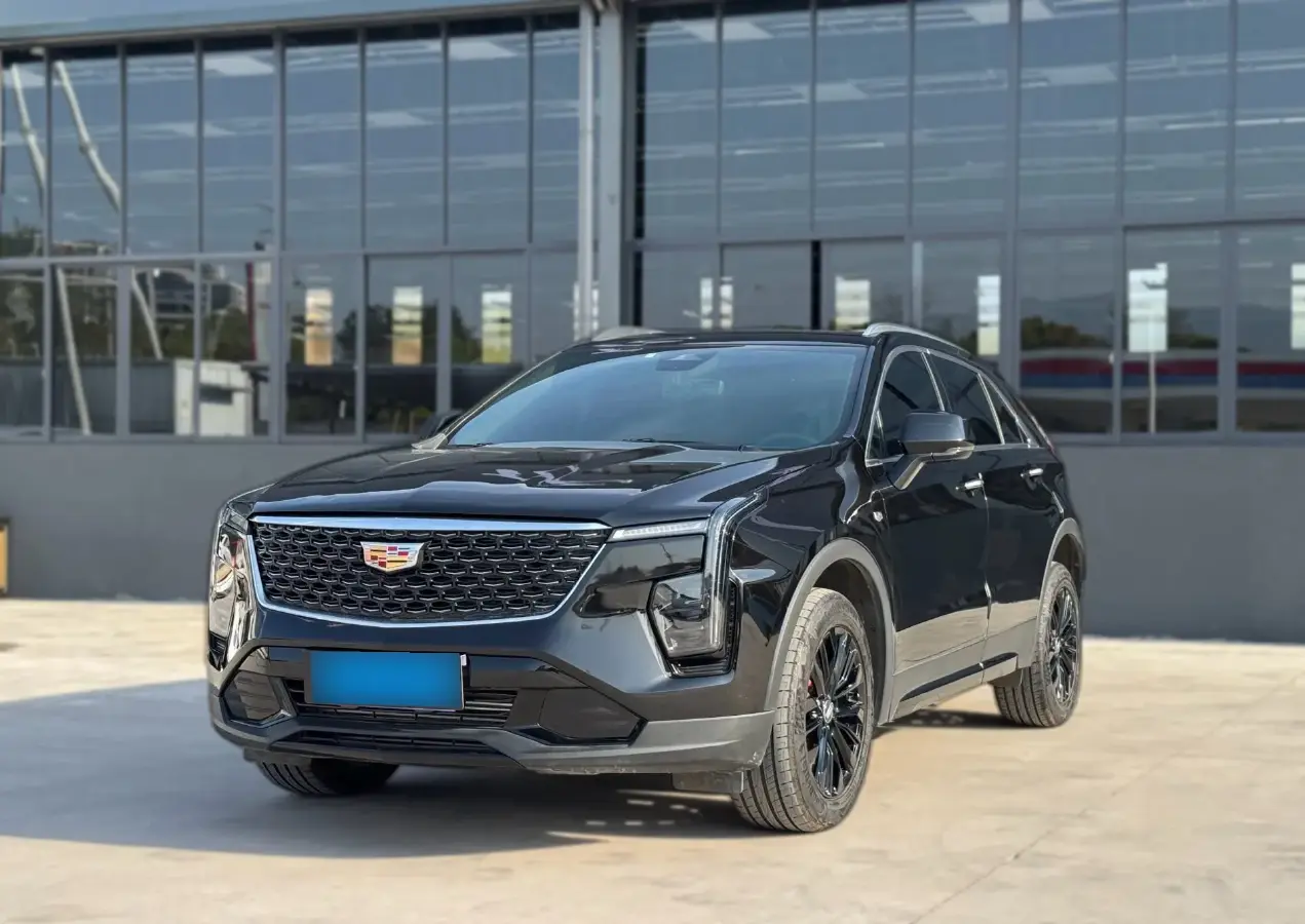 2024 Cadillac XT4 2.0T 237HP L4 9AT