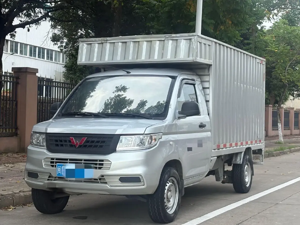 2019 WuLing RongGuang New Truck 1.5L 107HP L4 5MT