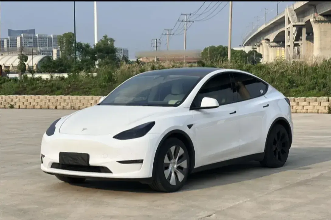 2021 Tesla Model Y BEV 60KWH 2021 Tesla Model Y BEV 60KWH