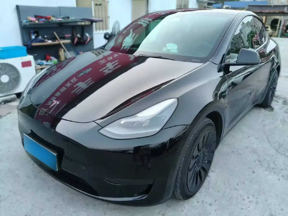 2022 Tesla Model Y BEV 60KWH