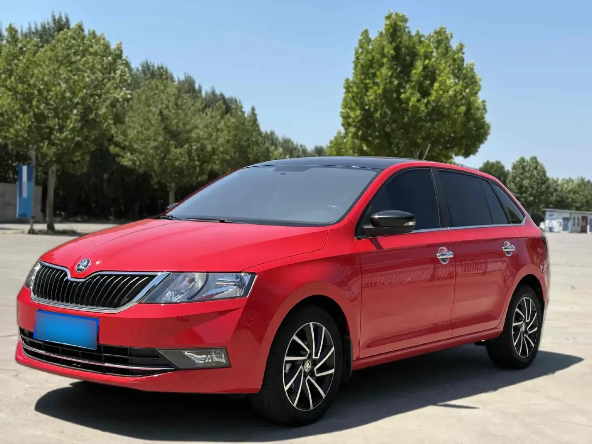 2018 Skoda Rapid Spaceback 1.6L 110HP L4 6AT