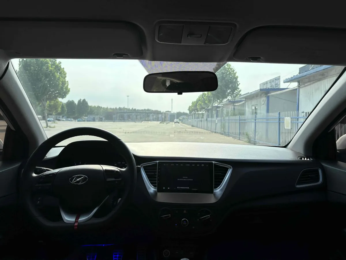 2017 Hyundai Verna RV 1.4L 100HP L4 6AT,autocango,china used car exporter,china ev exporter,chinese used car exporter,chinese used ev exporter