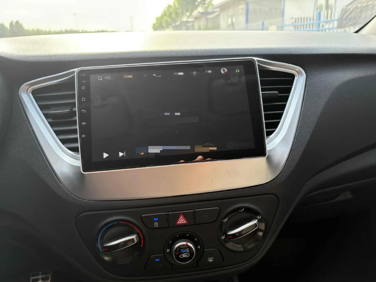 2017 Hyundai Verna RV 1.4L 100HP L4 6AT,autocango,china used car exporter,china ev exporter,chinese used car exporter,chinese used ev exporter