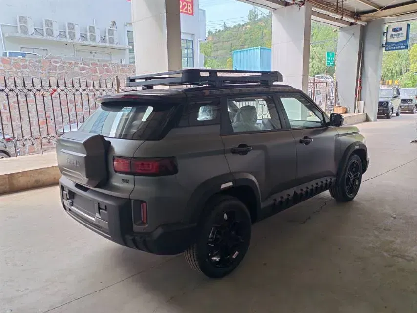 2025 Geely Cowboy 1.5T 181HP L4 7DCT,autocango,china used car exporter,china ev exporter,chinese used car exporter,chinese used ev exporter