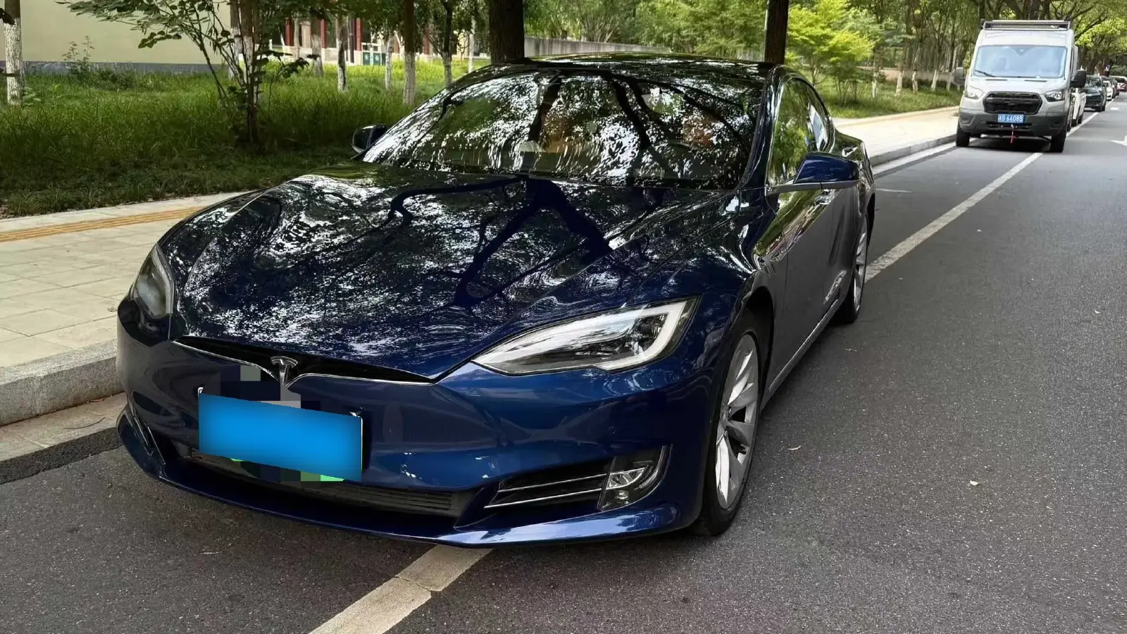 2016 Tesla Model S BEV 60KWH