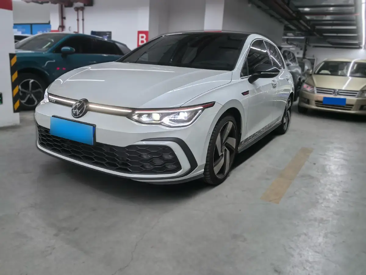 2021 Volkswagen GolfGTI 2.0T 220HP L4 7DCT