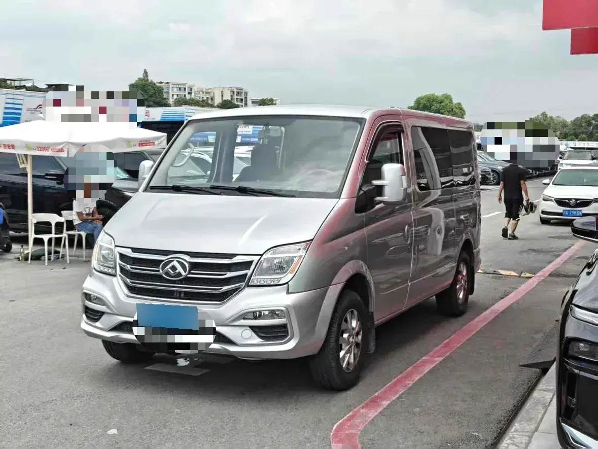 2020 MAXUS XinTu V80 2.0T 139HP L4 6MT