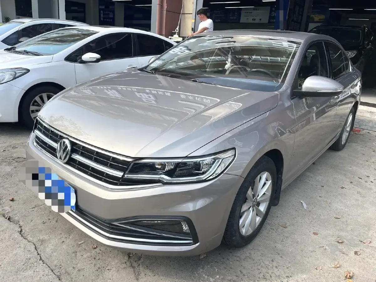 2021 Volkswagen Bora 1.5L 113HP L4 6AT