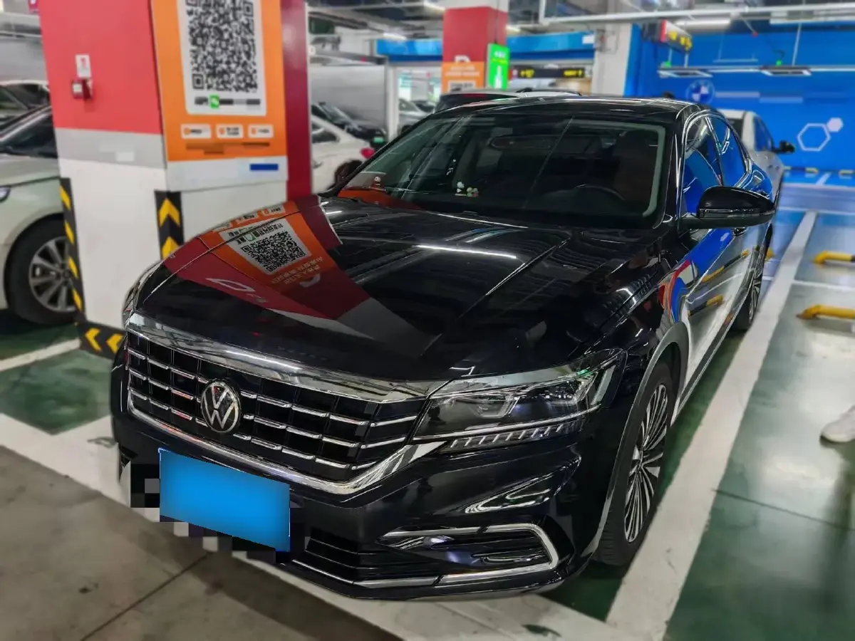 2021 Volkswagen Passat 2.0T 186HP L4 7DCT