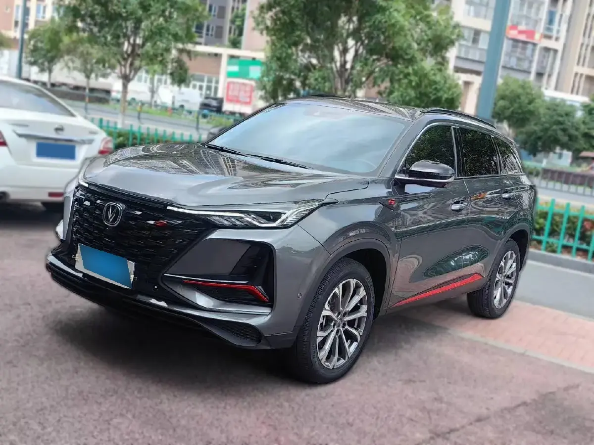 2022 ChangAn CS75 Plus 2.0T 233HP L4 8AT