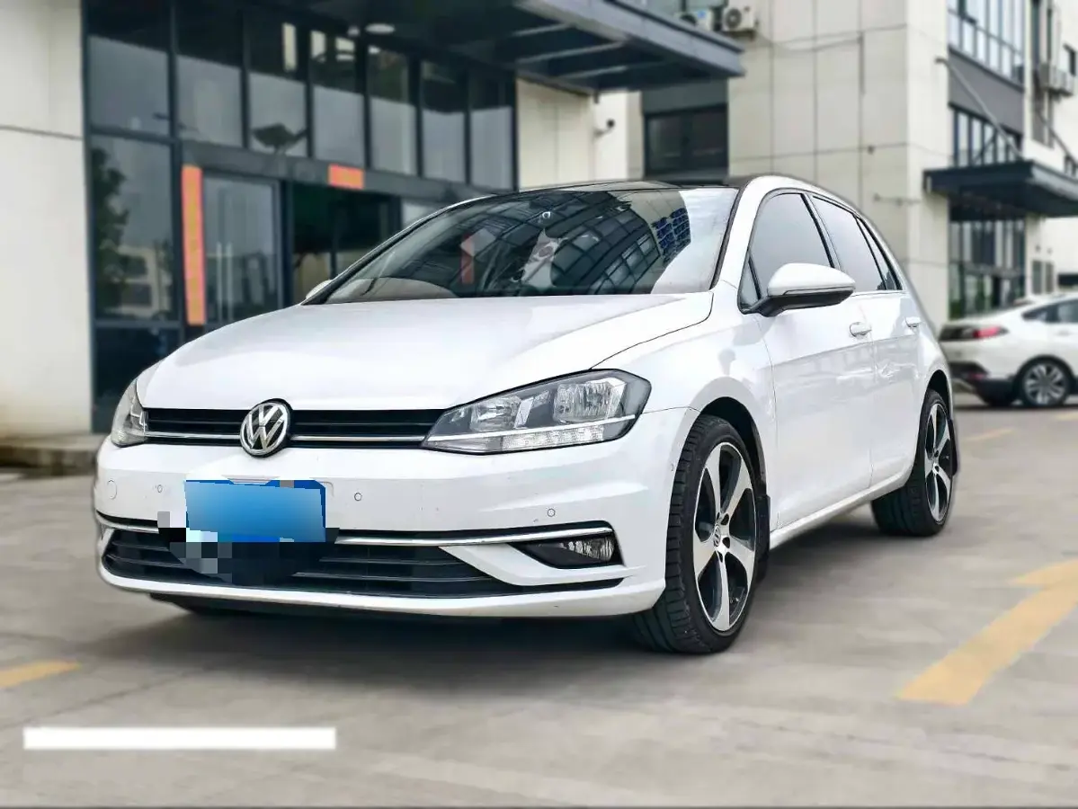 2018 Volkswagen Golf 1.6L 110HP L4 6AT
