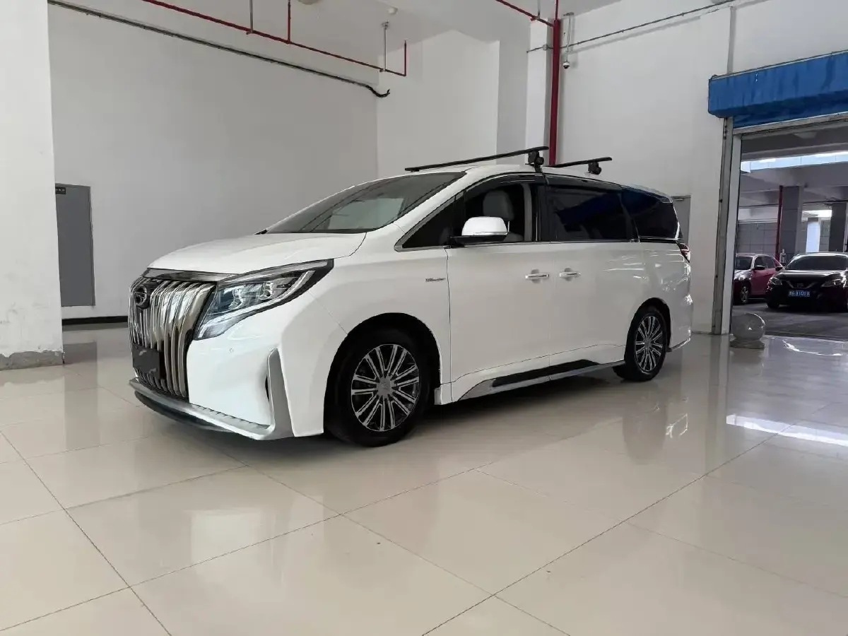 2021 GAC Trumpchi M8 2.0T 252HP L4 8AT