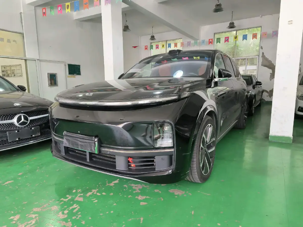 2022 Li L9 Range Extended 154HP REEV 42.6KWH 2022 Li L9 Range Extended 154HP REEV 42.6KWH