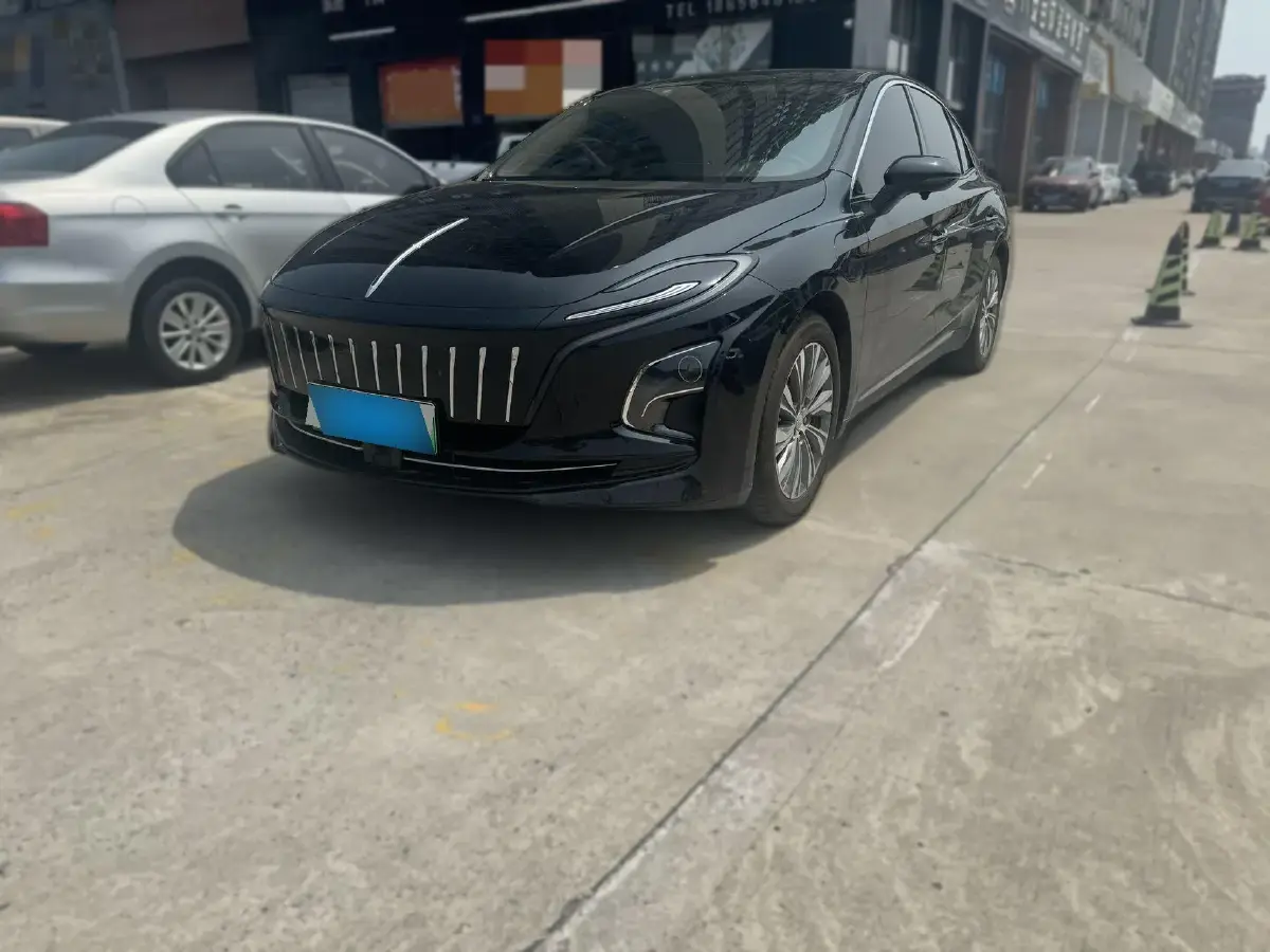 2024 HongQi E-QM5 BEV 60KWH