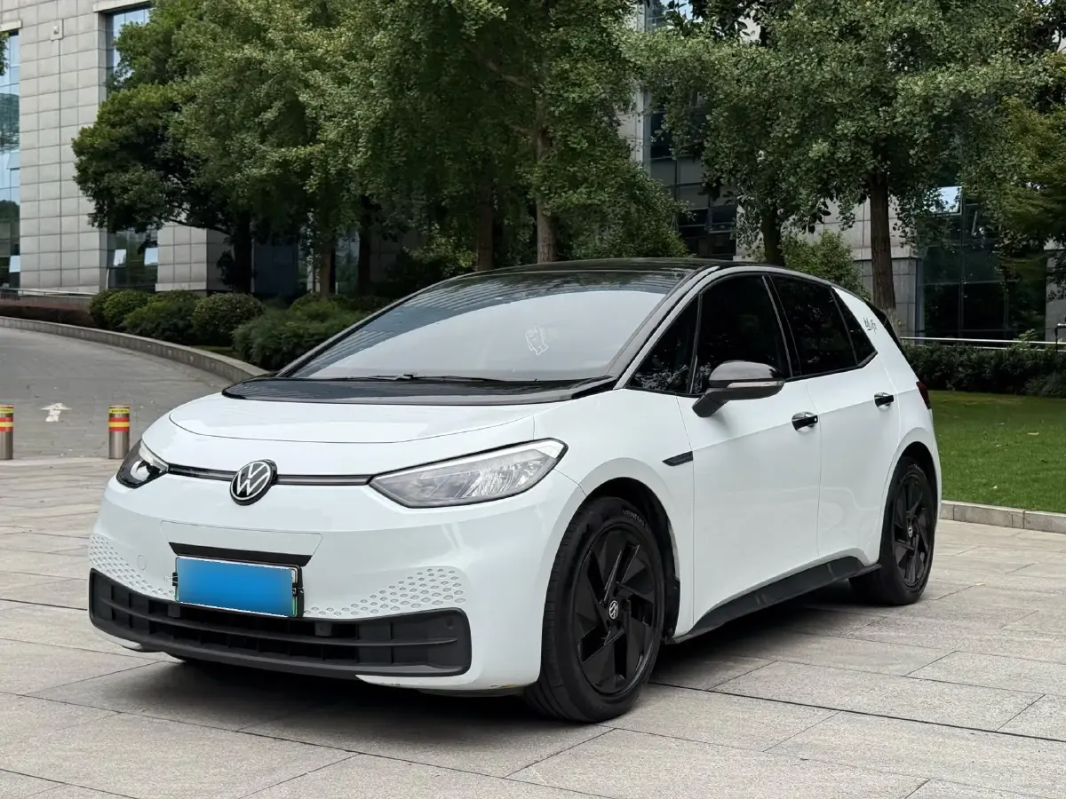 2023 Volkswagen ID.3 BEV 52.8KWH