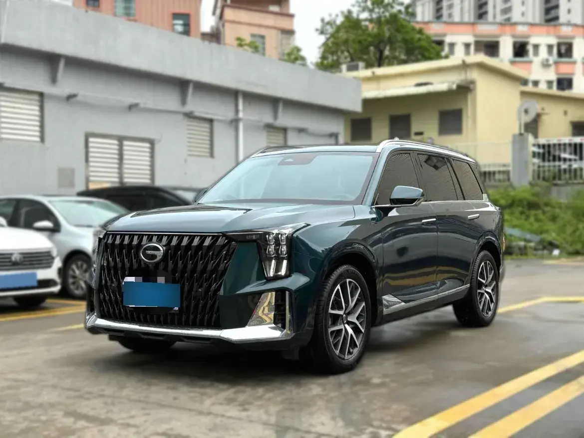 2022 GAC Trumpchi GS8 2.0T 190HP L4 E-CVT Hybrid