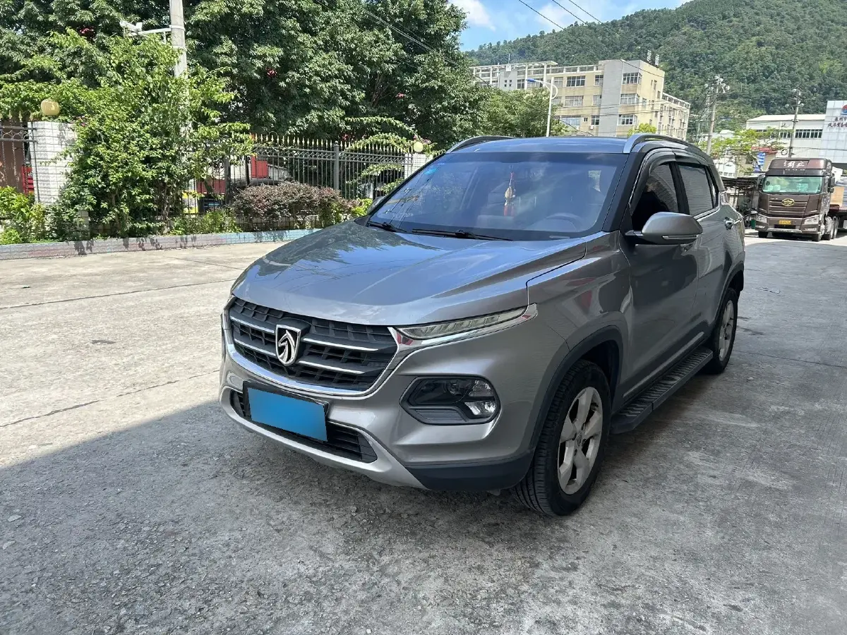 2017 BaoJun 510 1.5L 112HP L4 6MT